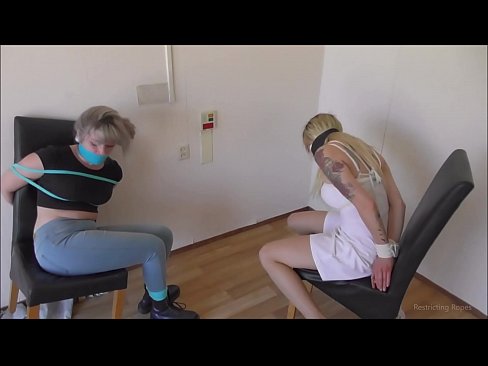 ❤️ E varur / e lidhur dhe e gojës / vajzë në ankth ️ Porno ruse në sq.xxxshake.ru